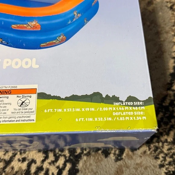 Disney Bluey Family Pool brand new - Picture 2 of 3